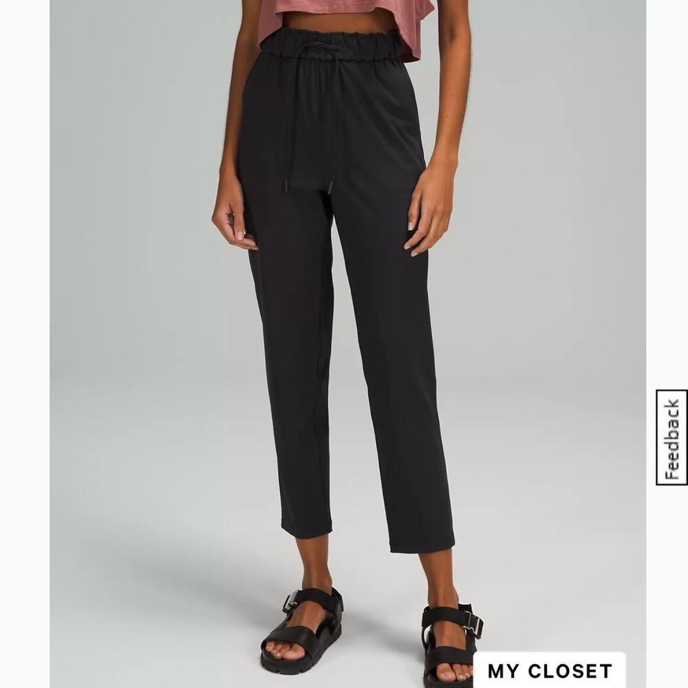Lululemon Stretch High Rise 7/8 pants size 6